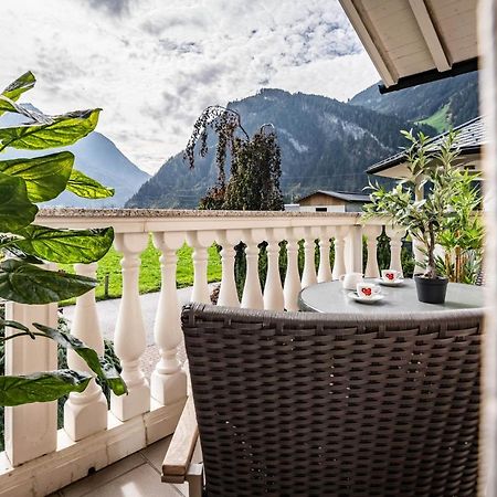 Gaestehaus Wiesengrund & Apart Sporer Mayrhofen Ngoại thất bức ảnh